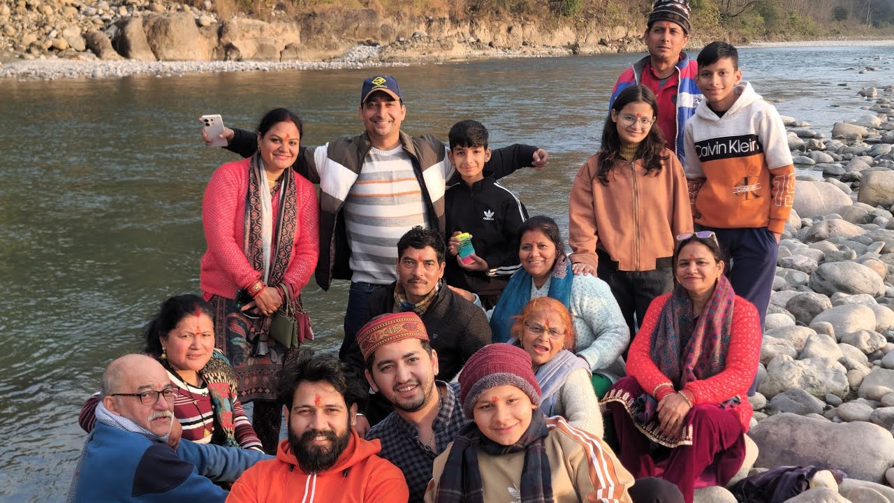रामनगर कोसी नदी में की बहुत मस्ती  ।। कुमाऊनी ब्लॉग phartyal faimly ll 