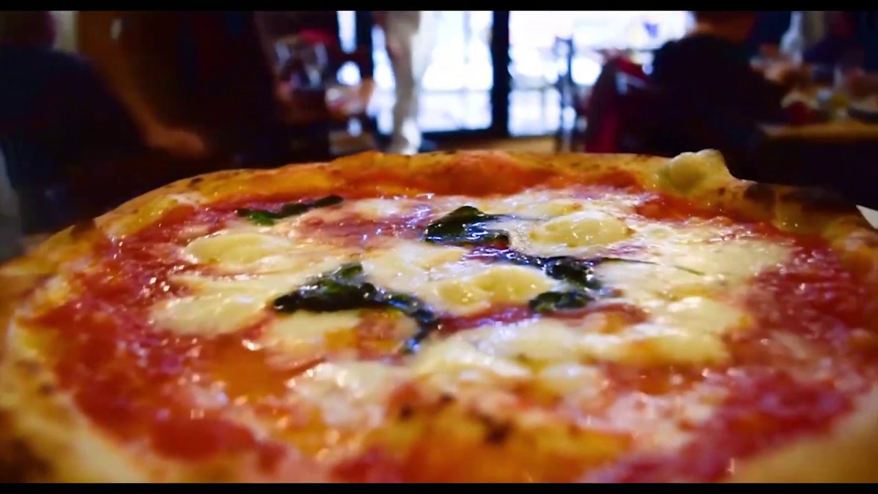 Vie d'une pizza Margherita chez Masaniello