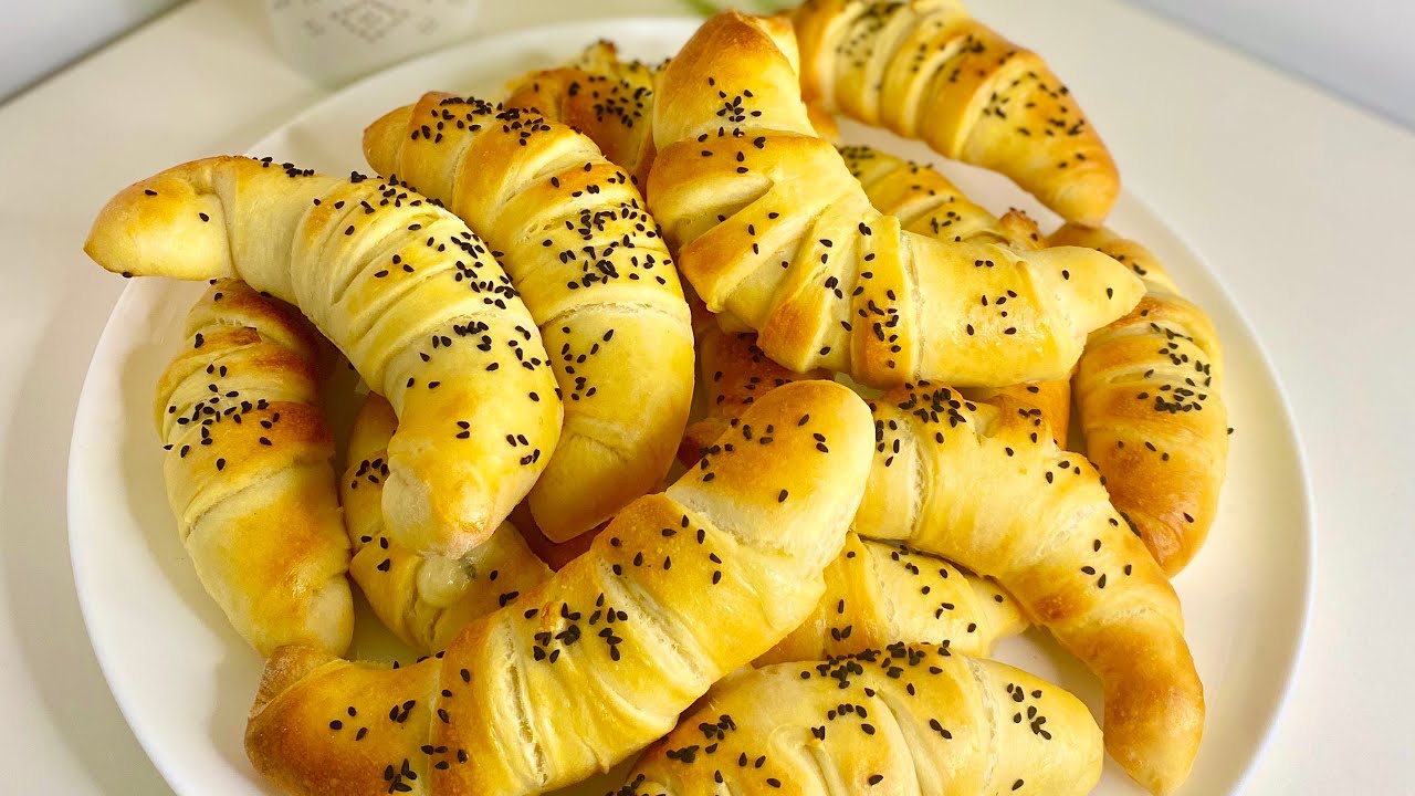 كرواسون مالح 🥐 بعجينة قطنية بمكونات بسيطة و نتيجة رائعة