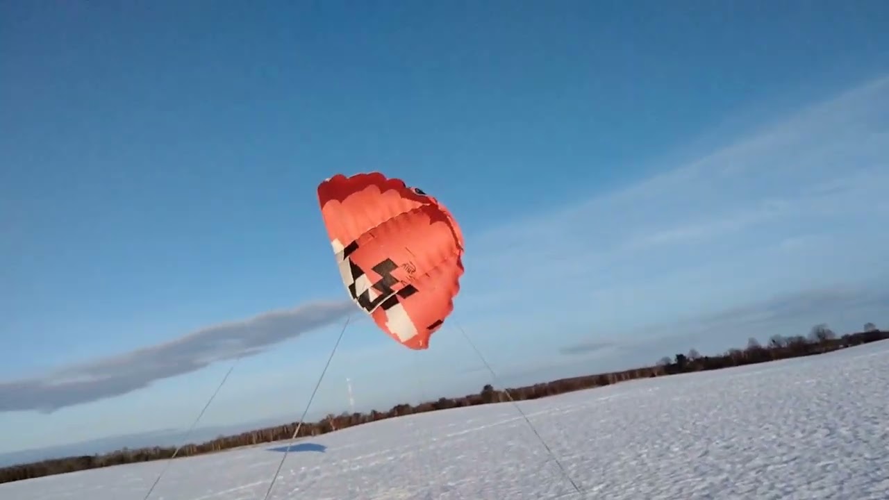 Snowkiting w odwilży. 