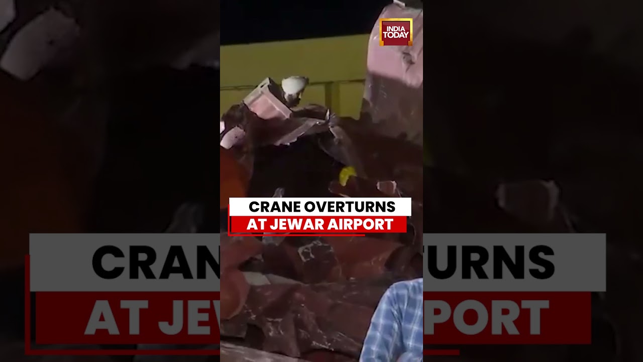 Faridabad: Crane Overturns at Jewar Airport Flyover Site, Rescue Ops Underway #jewarairport