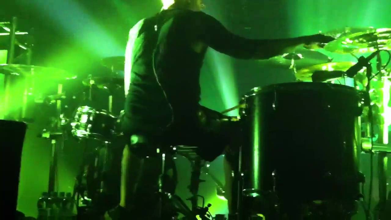 Dave McClain Machine Head - Locust Live in Tampere,Finland 2011 Dr