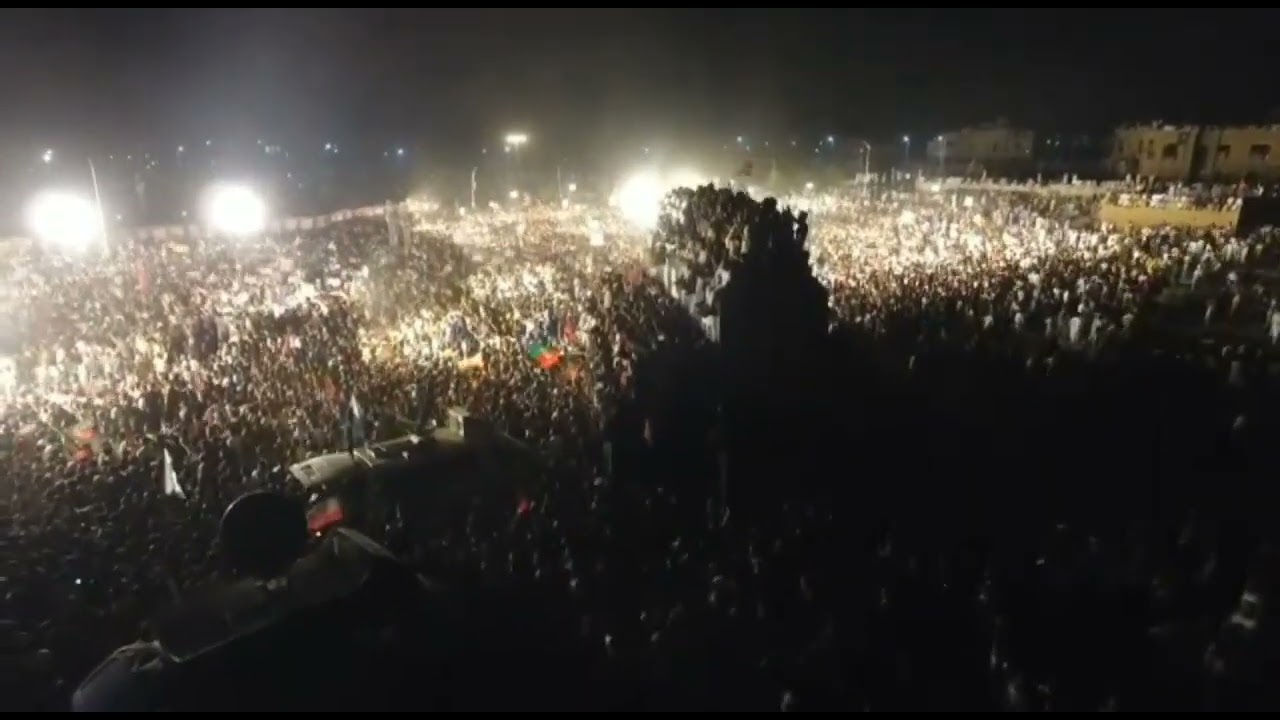 power full show pti//pm Imran Khan// muzaffargarh ka tarekhi jalsa...
