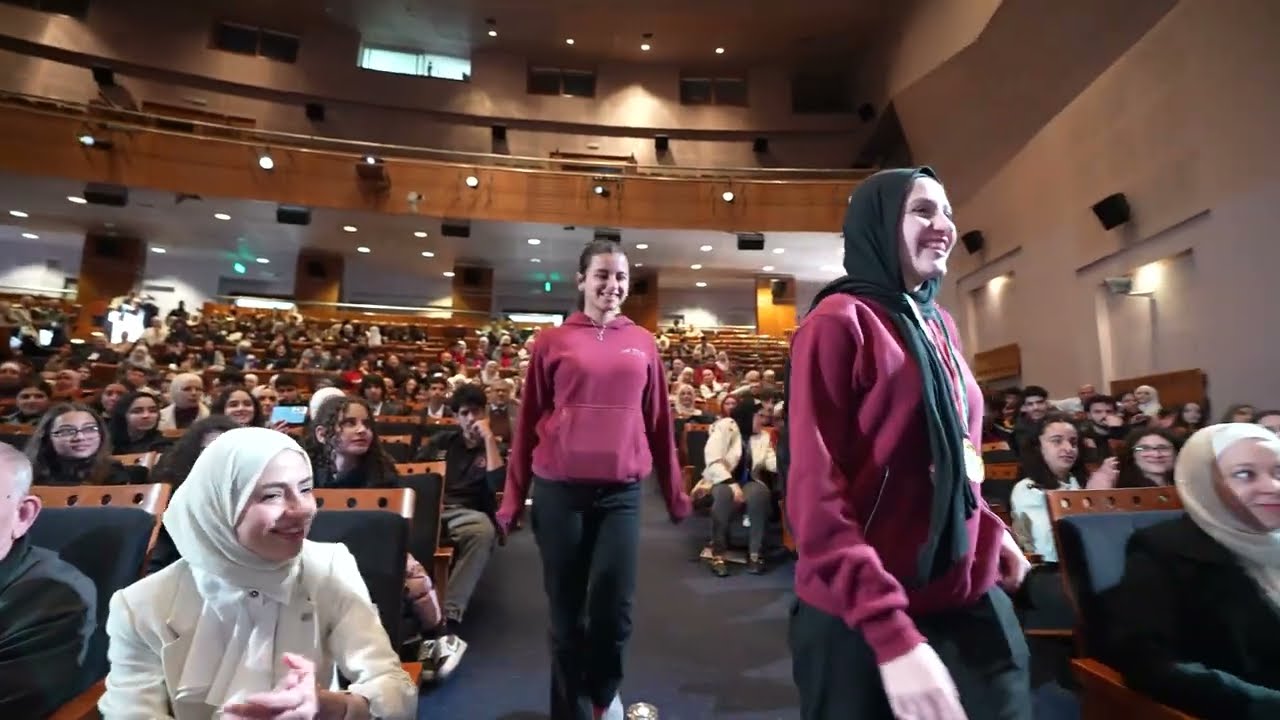مسابقة المترجم الواعد 2025