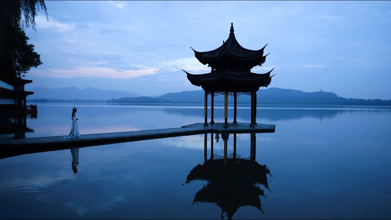「4K」The Morning of West Lake  | Walking by the West Lake