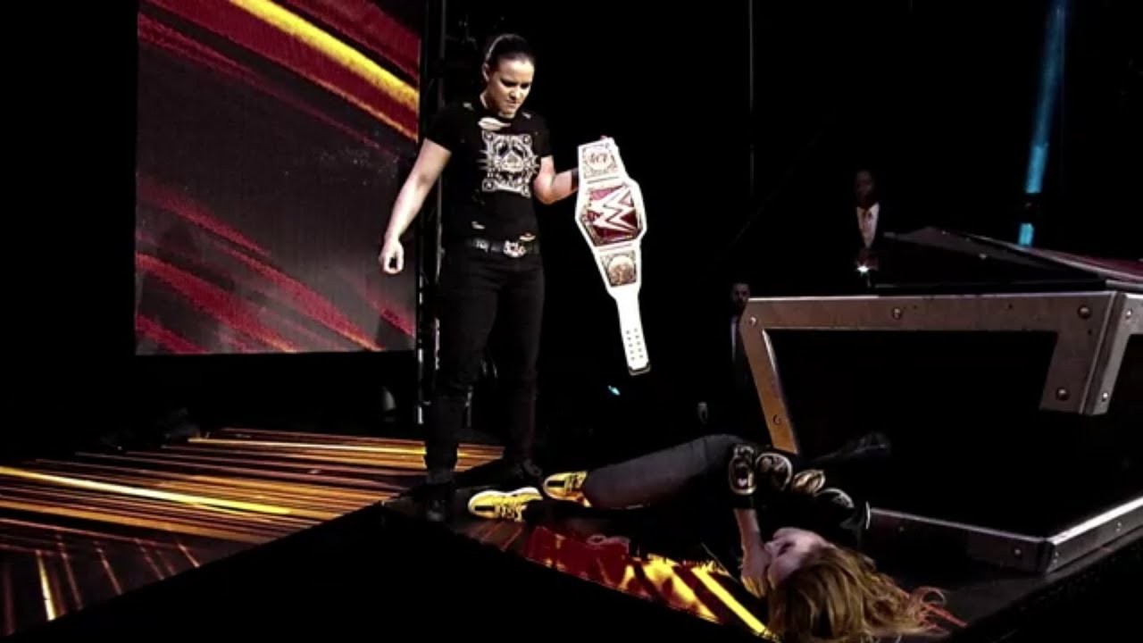 Чемпионка Raw среди женщин Бекки Линч сразится с Шайной Баслер на WrestleMania