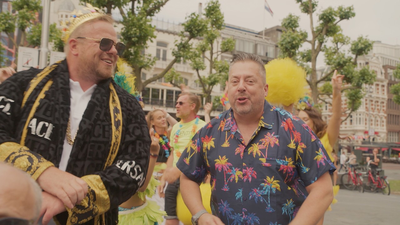 Edo Barends ft. Lange Frans - Koning van het Plein (Officiële Videoclip)