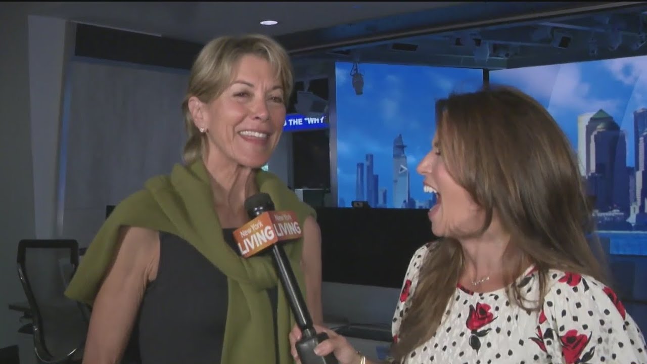 Hanging in the hallways with Wendie Malick