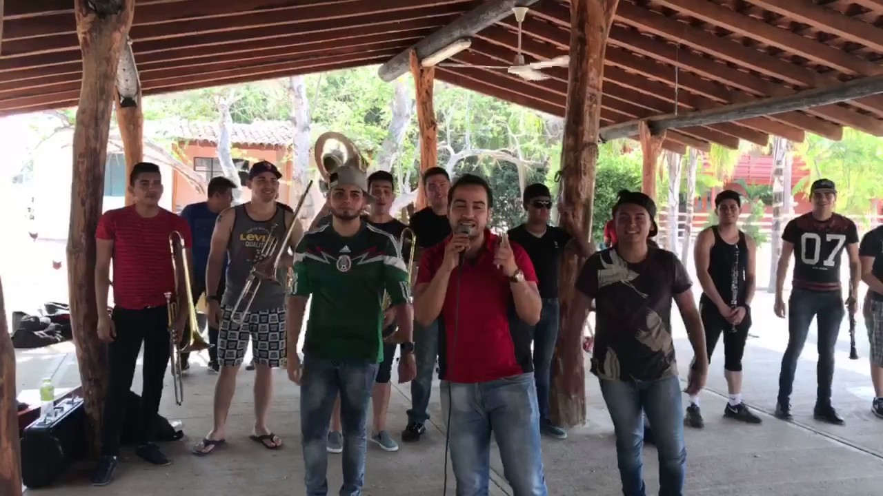 Mi Lindo Michoacan -La Explosiva Banda De Maza