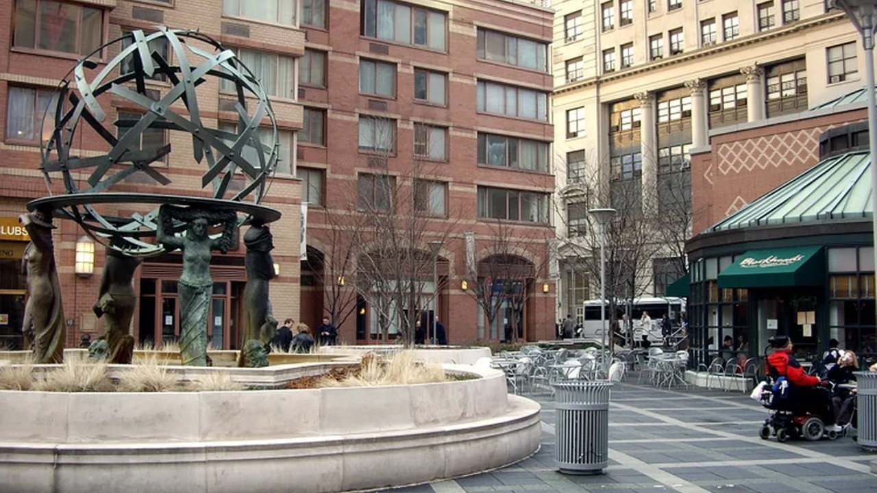 LIVE • NEW YORK CITY