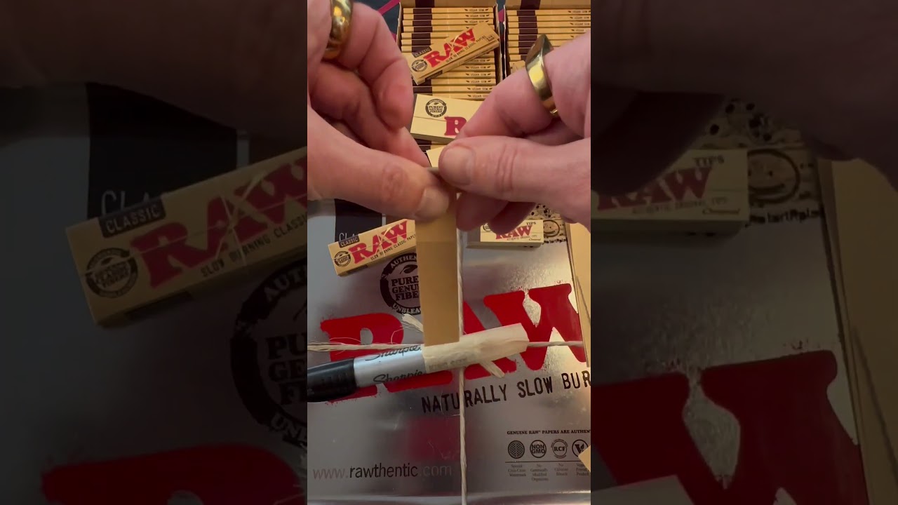How to roll a SHOTGUN SHELL 🤯