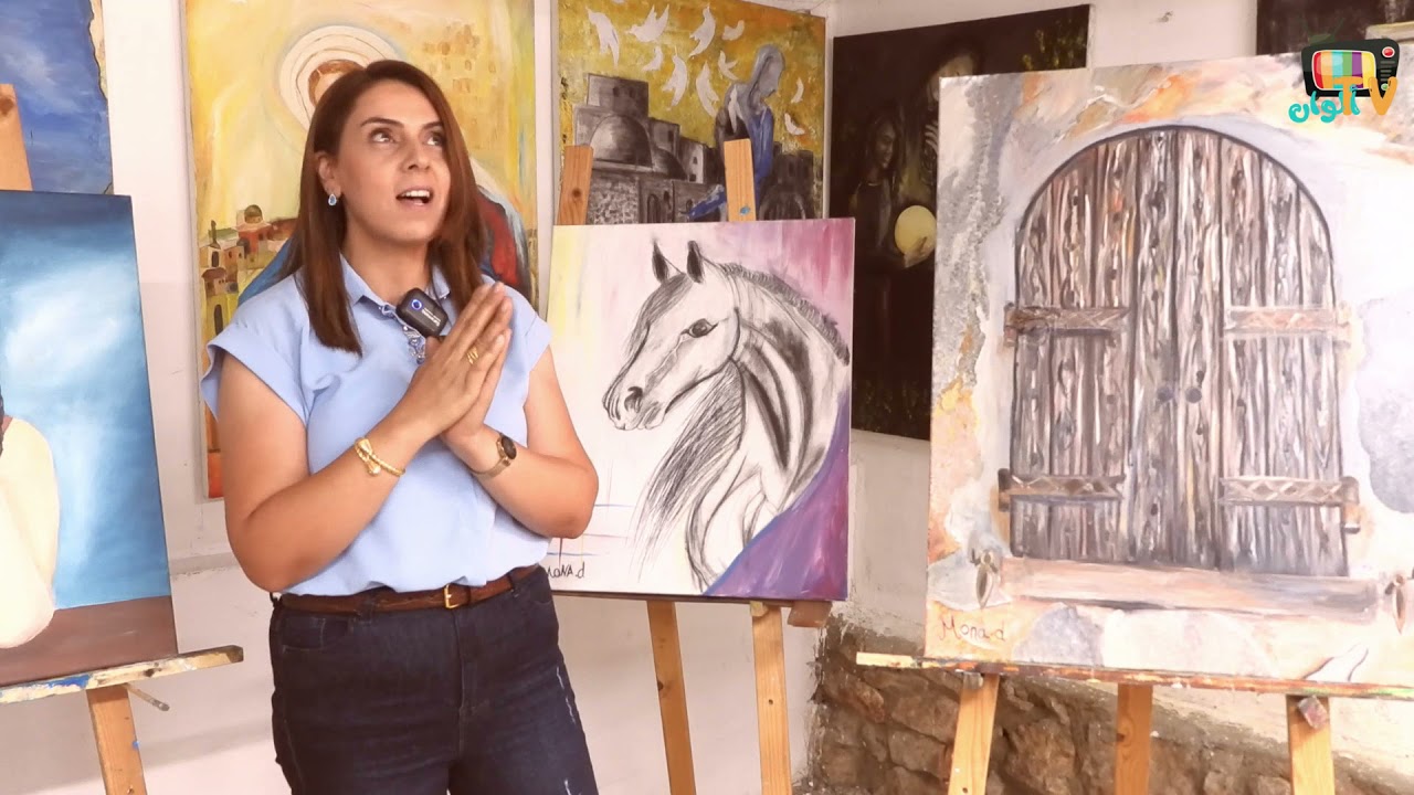 الفنانة تغريد حبيب في مرسمها بدير حنا الجليلية