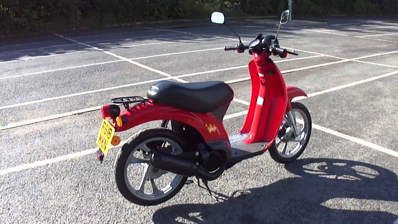 1998 HONDA SGX50 SKY SGX 50 SCOOTER MOPED 2 STROKE 40MPH GC NEW MOT & TAX V5 PED