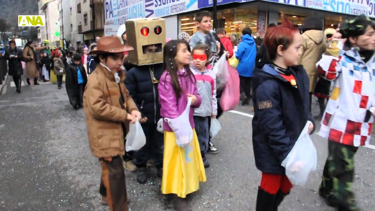 Rua de Carnaval de les escoles de Santa Coloma