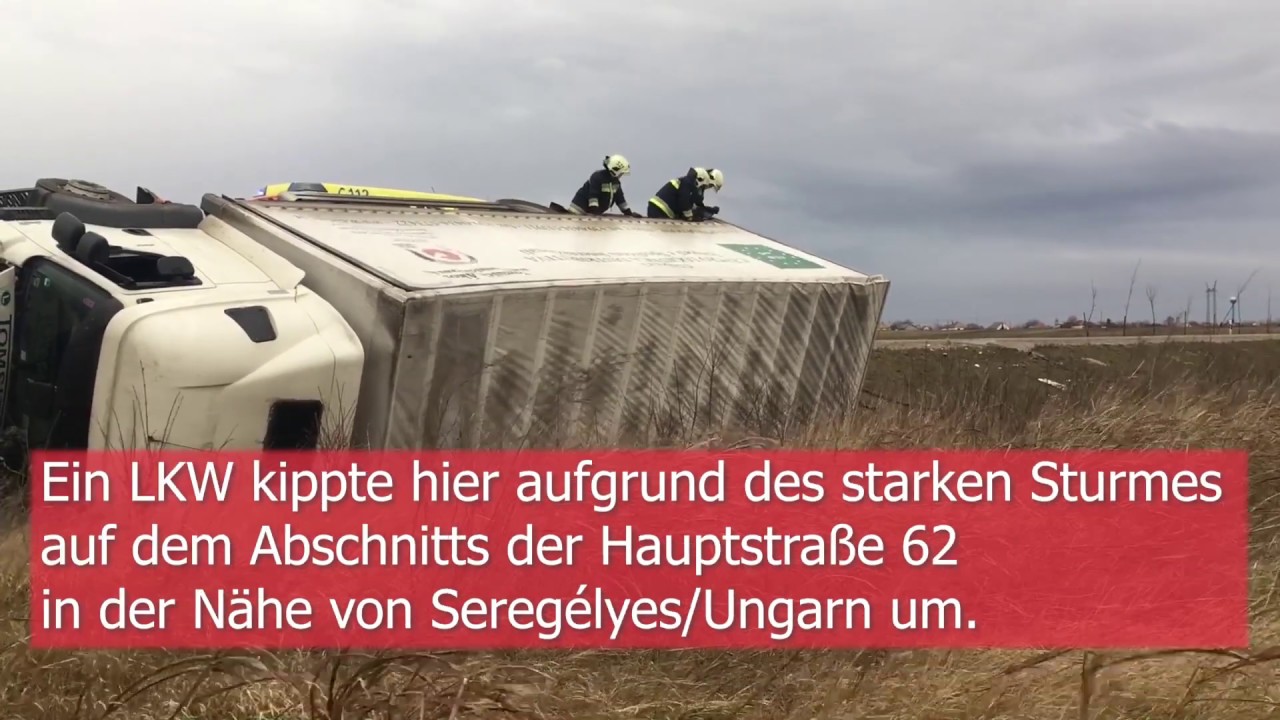 Unwetter auch in Osteuropa: Orkanb&ouml;e pustet LKW um!