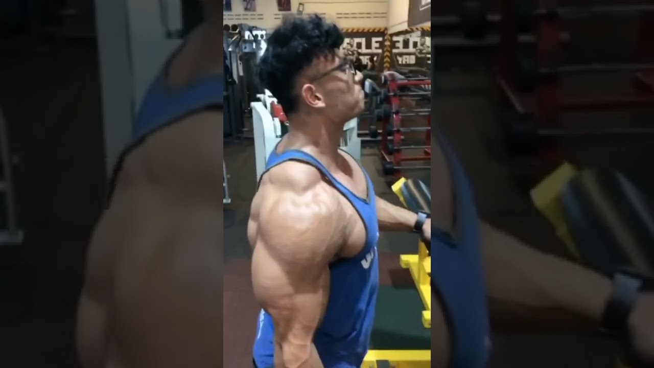 Bodybuilder aphichai wande from Thailand....bonus noric Yunan 😘