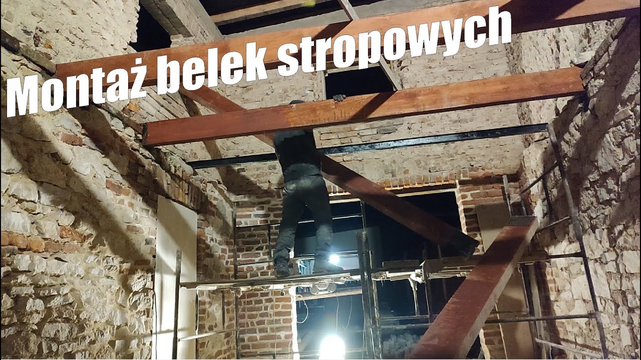 Montaż belek stropowych w starym ceglanym budynku #remontstaregodomu