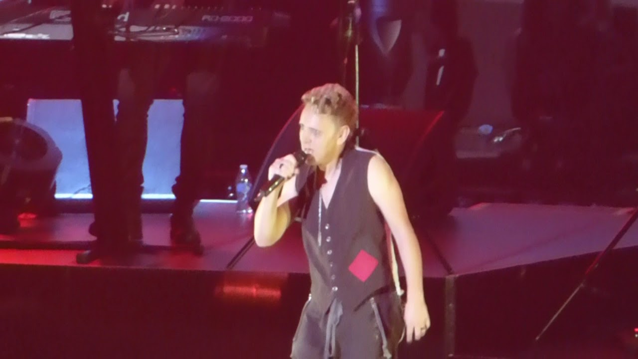 According2g.com presents Strangelove live by Depeche Mode in NYC