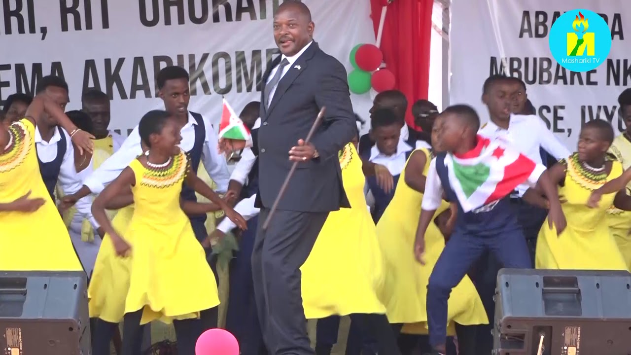 Raba ingene Prezida Pierre Nkurunziza yatamvye aratarika mu birori vyo gusozera amasengesho  ya 2019