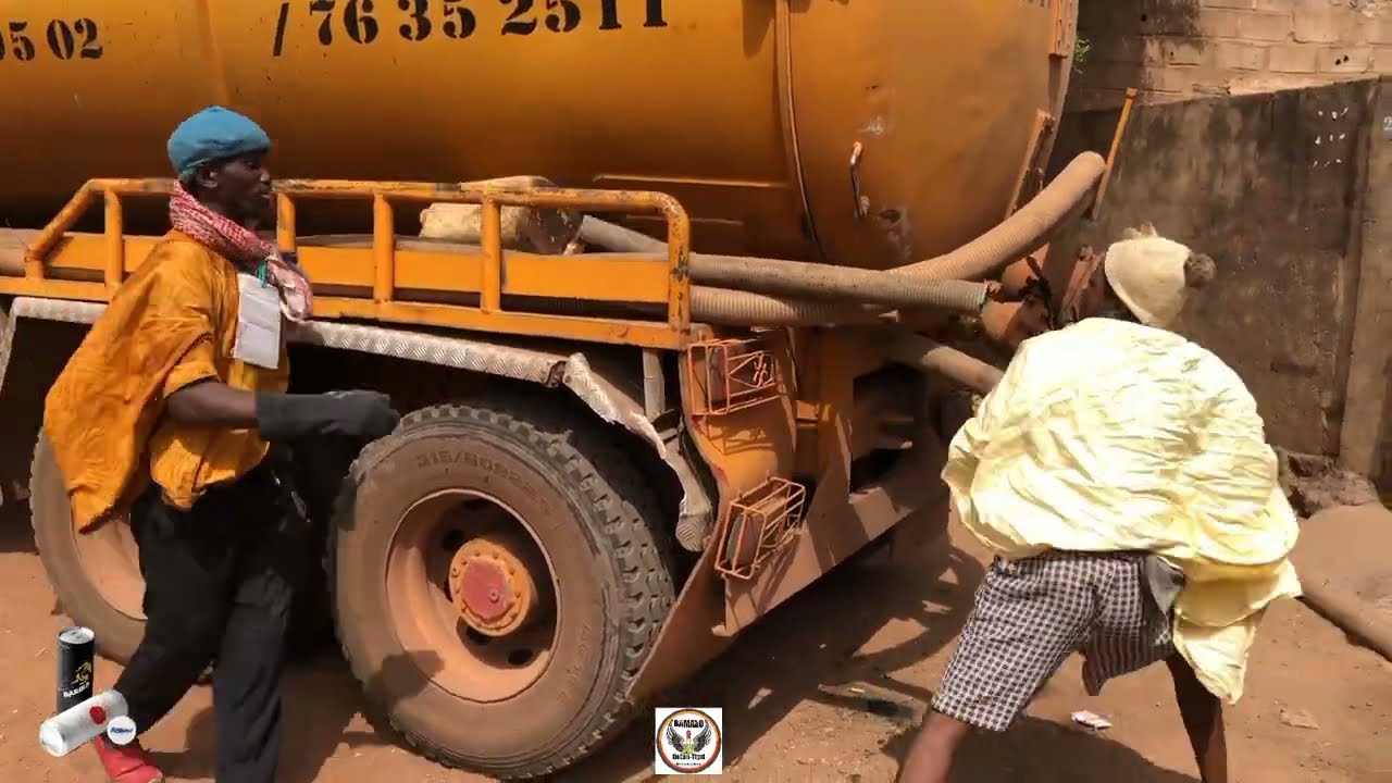 Le Fou Woroli et son fils Khassa vidance Wassa affaire avec Toutou
