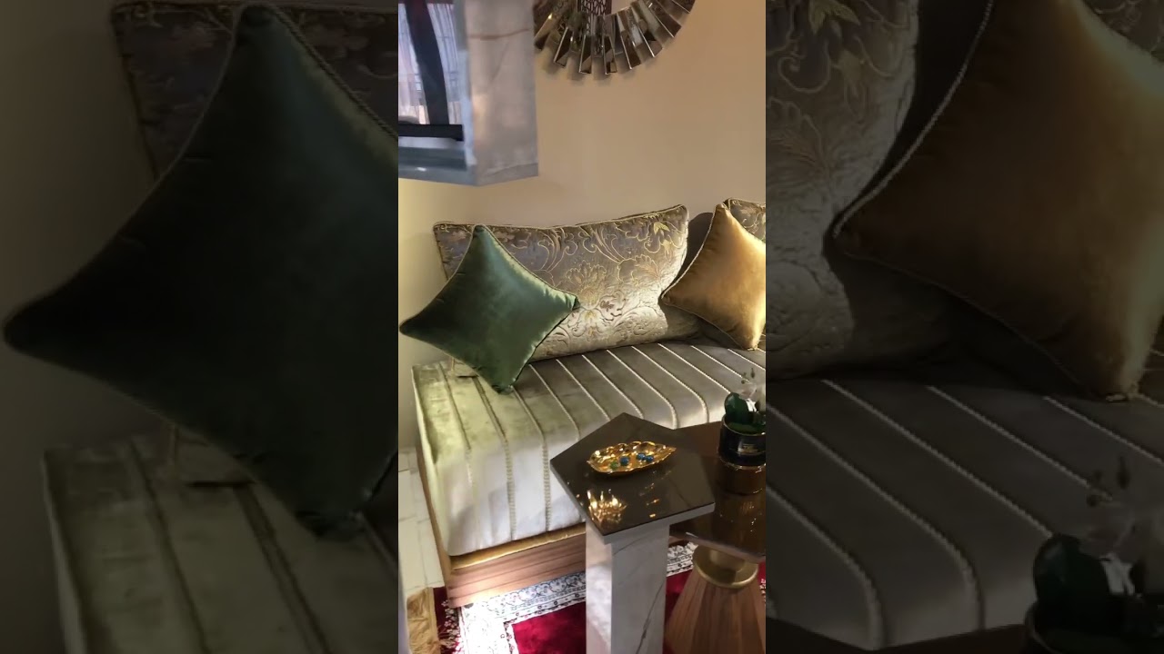 Salon Marocain moderne Avec plafond en miroir et top tendance du tissu beldi ✅💥