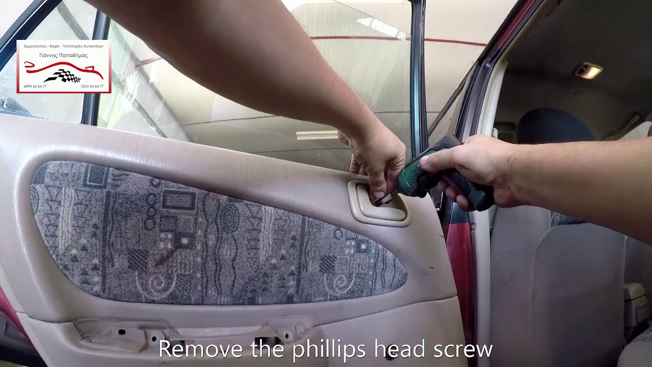 Toyota Corolla 1995–2002 rear door panel removal