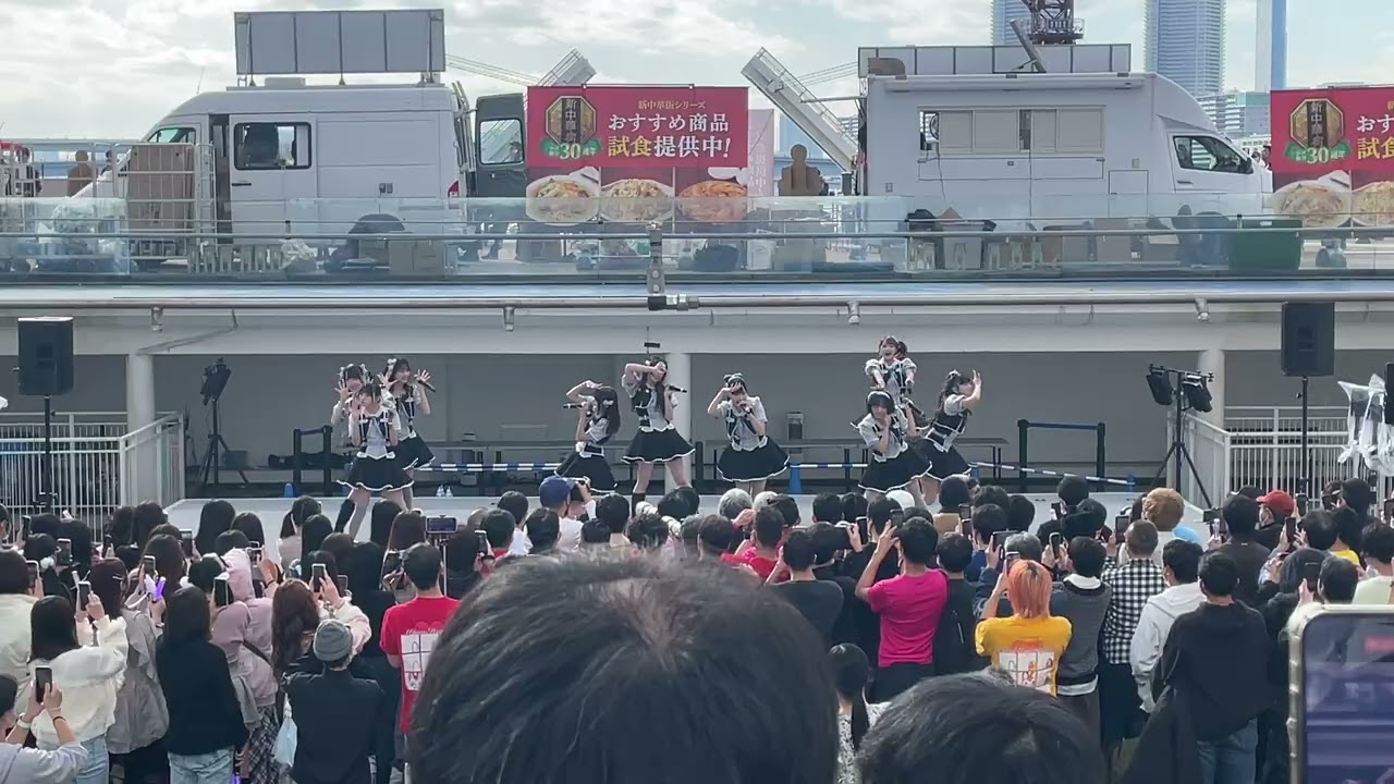 高嶺のなでしこリリースイベント(2025/11/16)@ららぽーと豊洲　シーサイドデッキ　メインステージ(1回目)