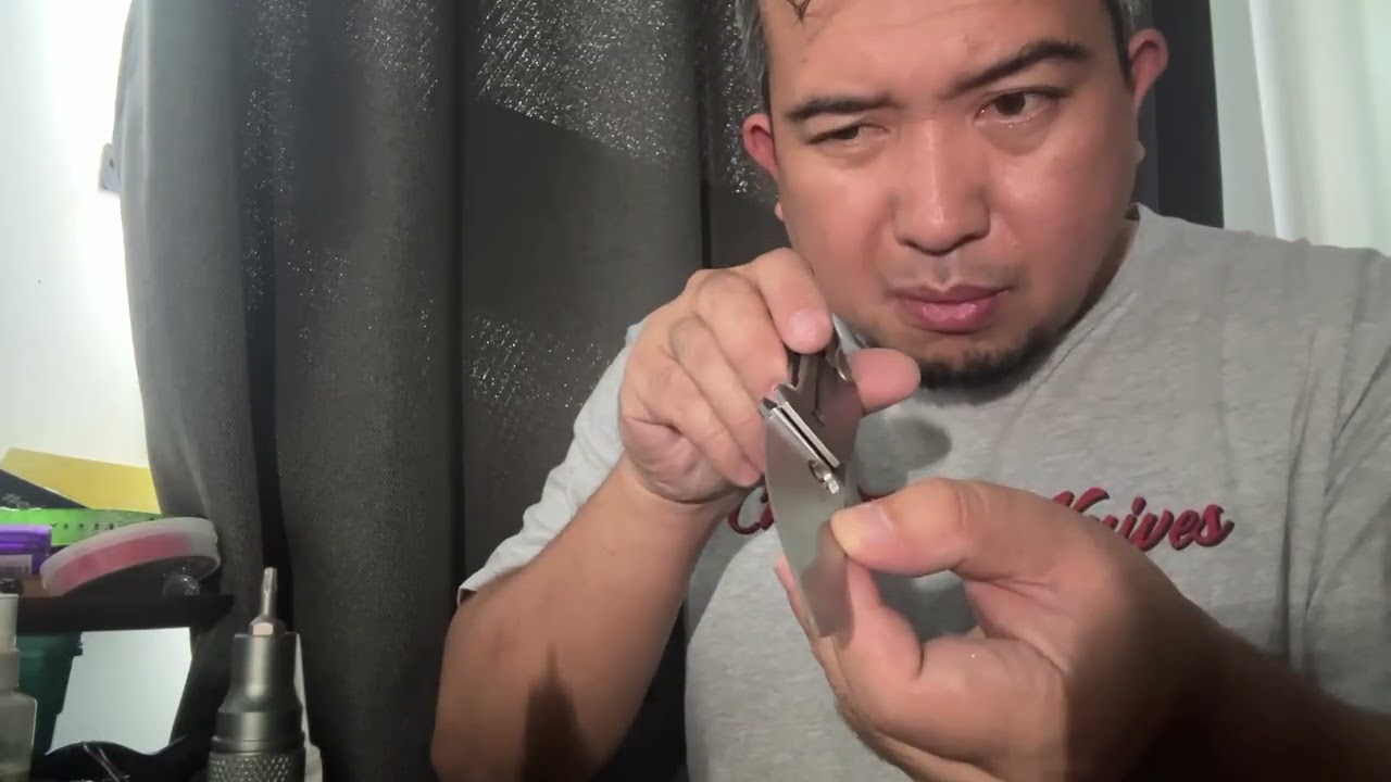 Restroring the bite on my spyderco spydiechef- Sharpal diamond stone & strop finish