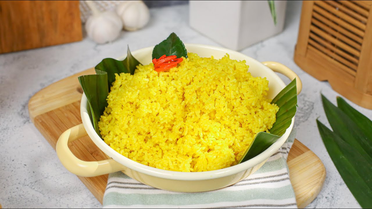 HANYA PAKAI RICE COOKER - Nasi Kuning Harum Gurih