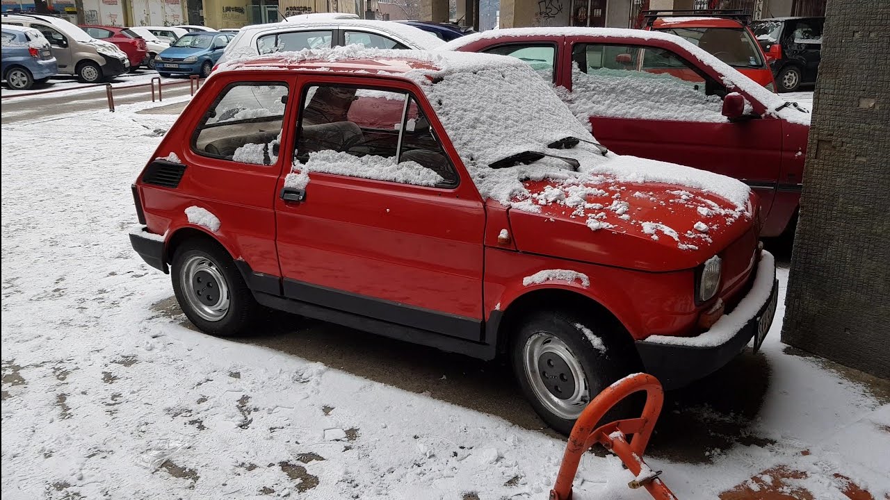 Polski Fiat 126p / Maluch vs Renault Megane II 1.5 dci | cold start