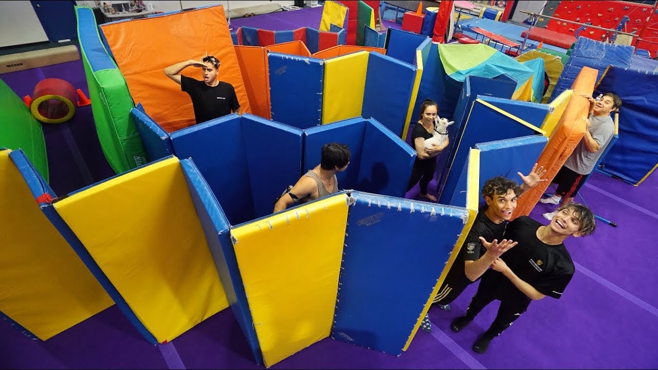 SUPER FUN IMPOSSIBLE GYMNASTICS MAZE!