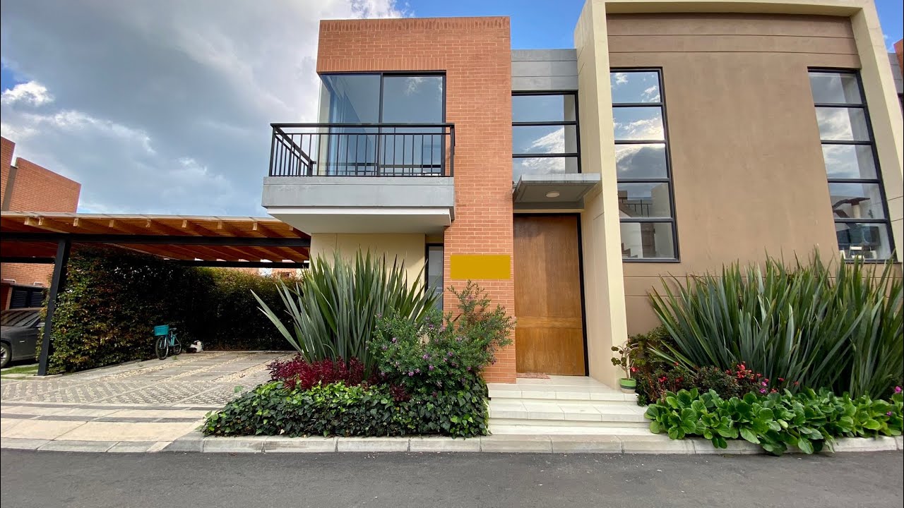 SE ARRIENDA CASA EN OIKOS PALOS VERDES, CAJICA