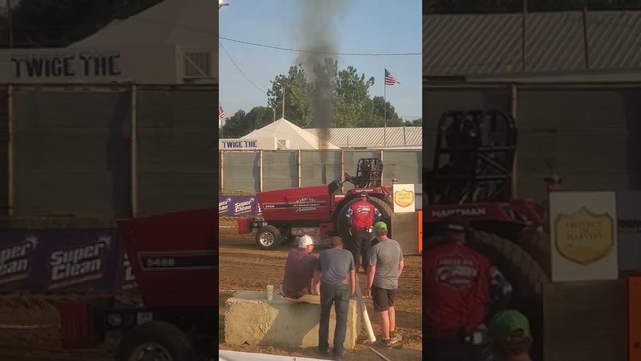 Tractor pulls Night 1 - Lucas Oil Pro Pulling League - Jersey County Fair - Jerseyville, IL