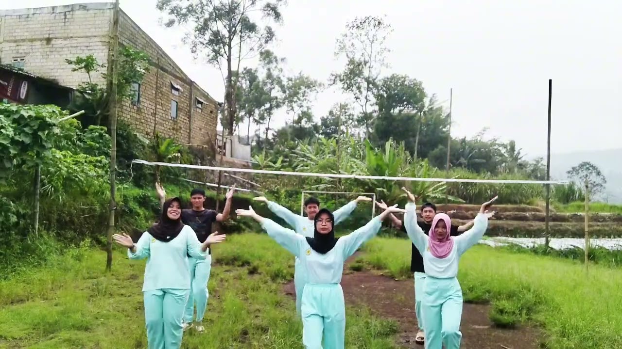 senam irama berkelompok
