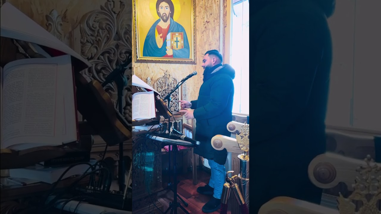 “La căsuța unde-i neaua până-n tindă” - Răzvan Băzărîncă (Mănăstirea Obârșia Lotrului) 🎄 - colind 