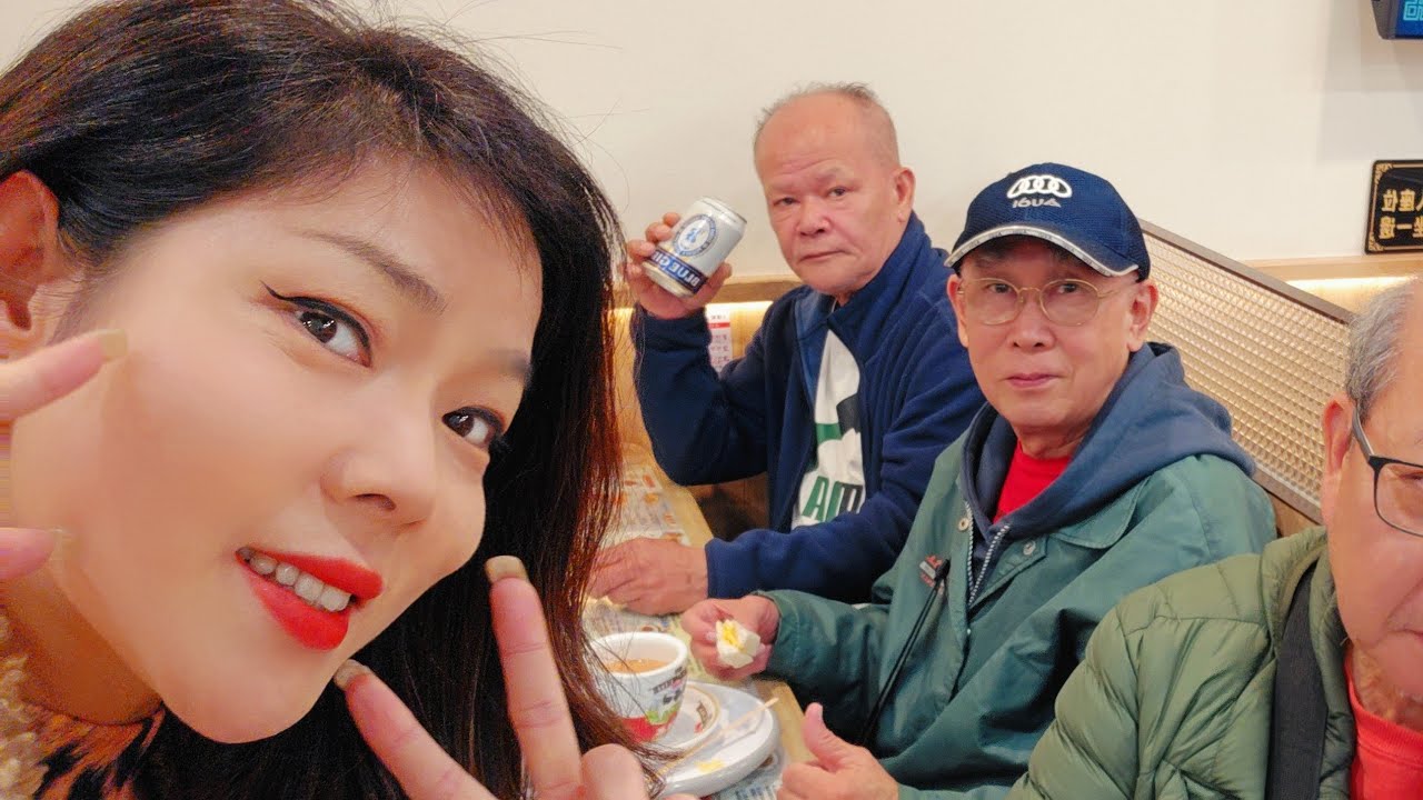 「香港才艺主播芯妮Queenie」周末廟街街演直播，歡迎大家來聽歌😘😘😘