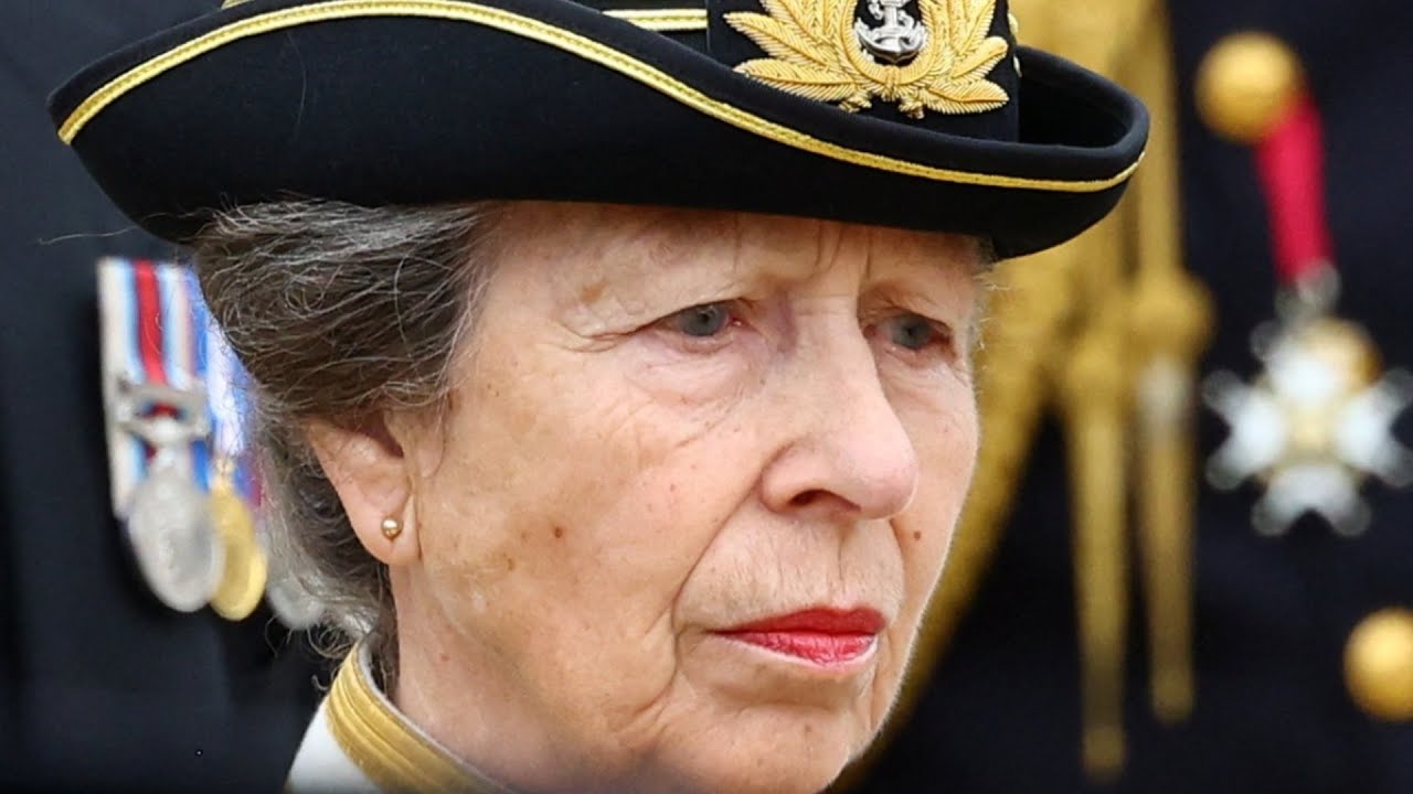 Fans Are Devastated By Anne's Behavior At The Queen's Funeral