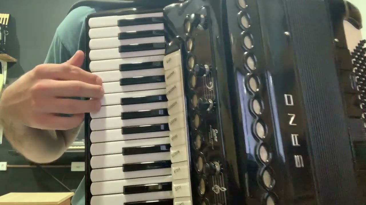 Vídeo aula Acordeon - Morena - JJSV