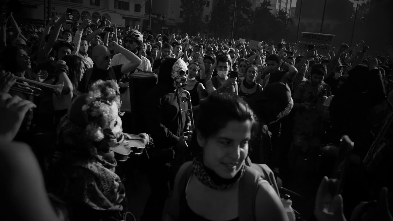El derecho de vivir en paz / QuIlapayún, Inti Illimani histórico y Daniel Alcaíno