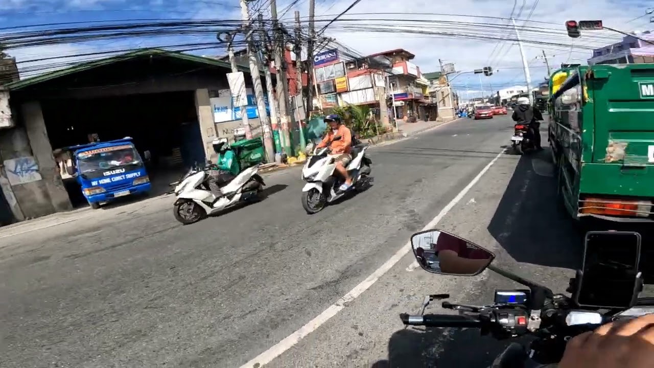Kawasaki Z1000 R...Going to Gigaohms Center para bumili ng Electrical Supply...JLJ Car Accessories
