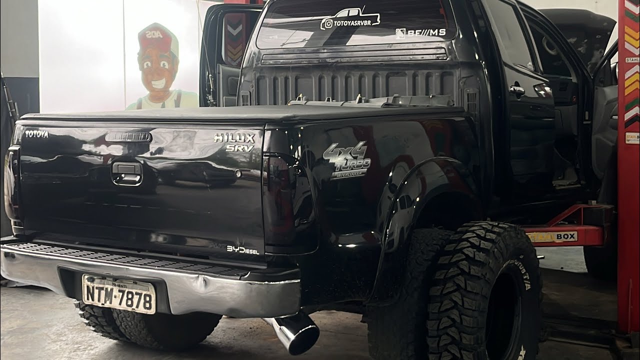 Primeiro vídeo! Body lift Hilux 5 polegadas e pneu 35’ mud!!