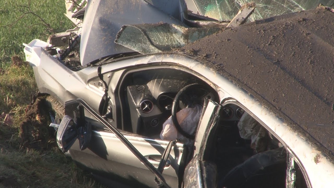 Wypadek na DK 22 w Starym Polu. Kierowca zabrany przez śmigłowiec LPR.