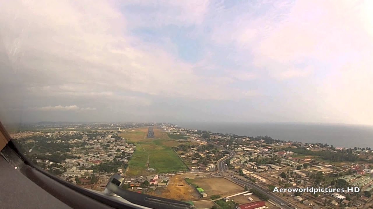 Landing at Libreville - Leon M'ba Intl airport - (LBV) Gabon (Cockpit view)