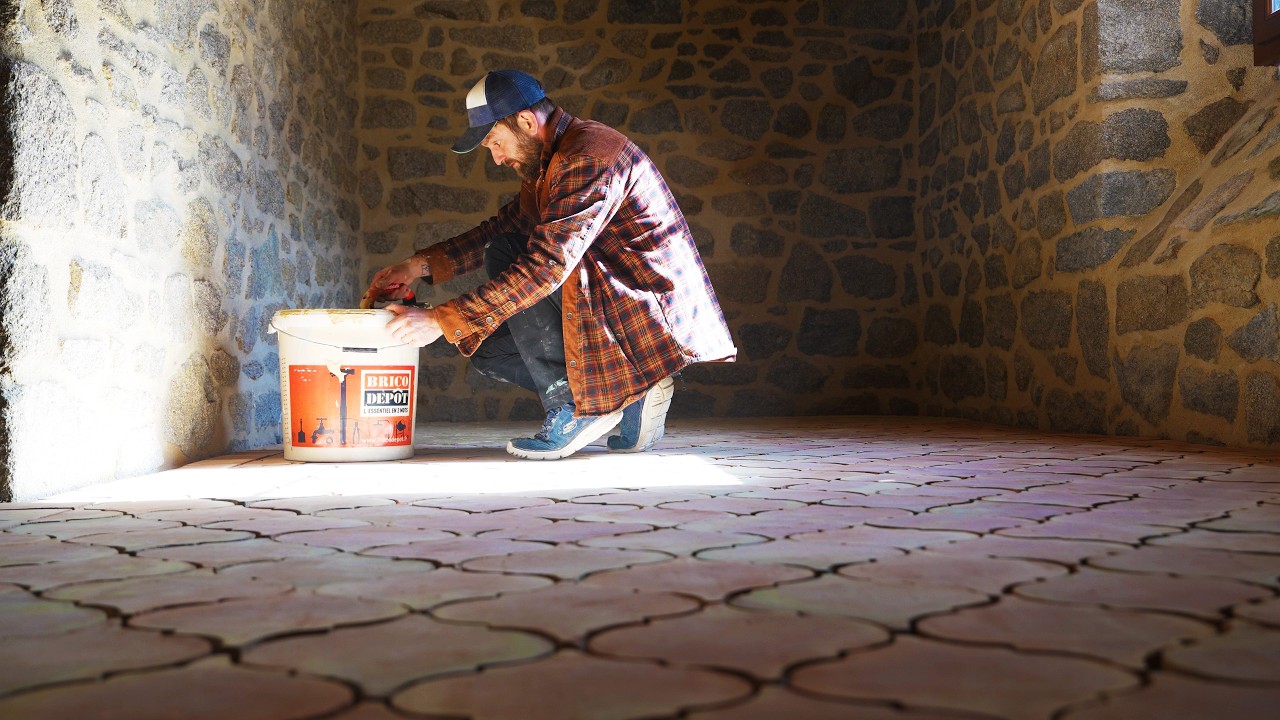 The one with the first tiled room at chaumont.
