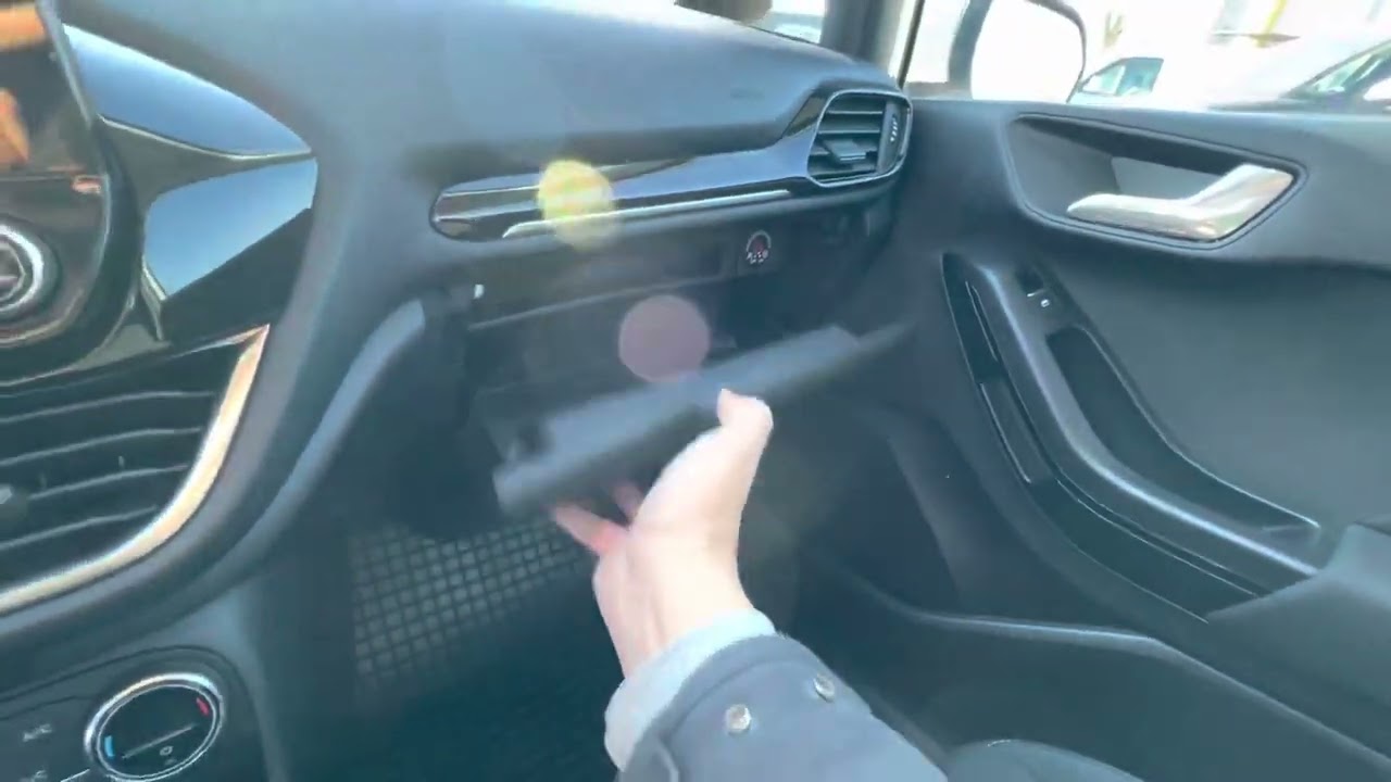 Ford Fiesta 2019 Navi camera Parking assist￼