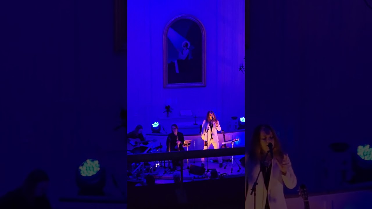 Jarkko Ahola_Taivas Korkealla