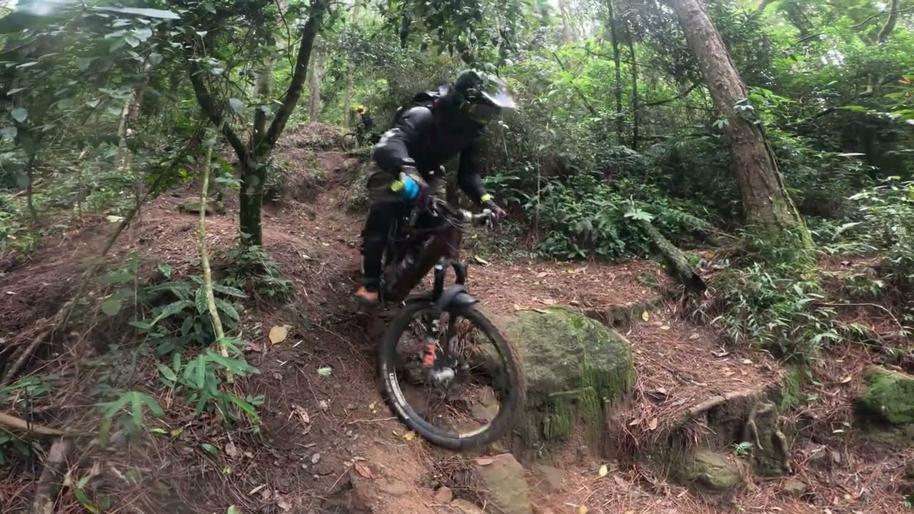 Serra do Japi - Pé Grande e Mago