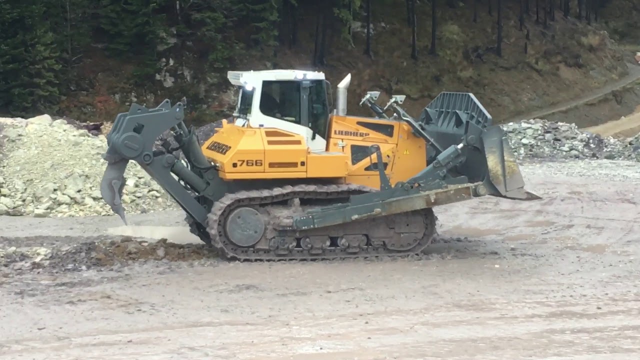 Liebherr PR 766 dozer