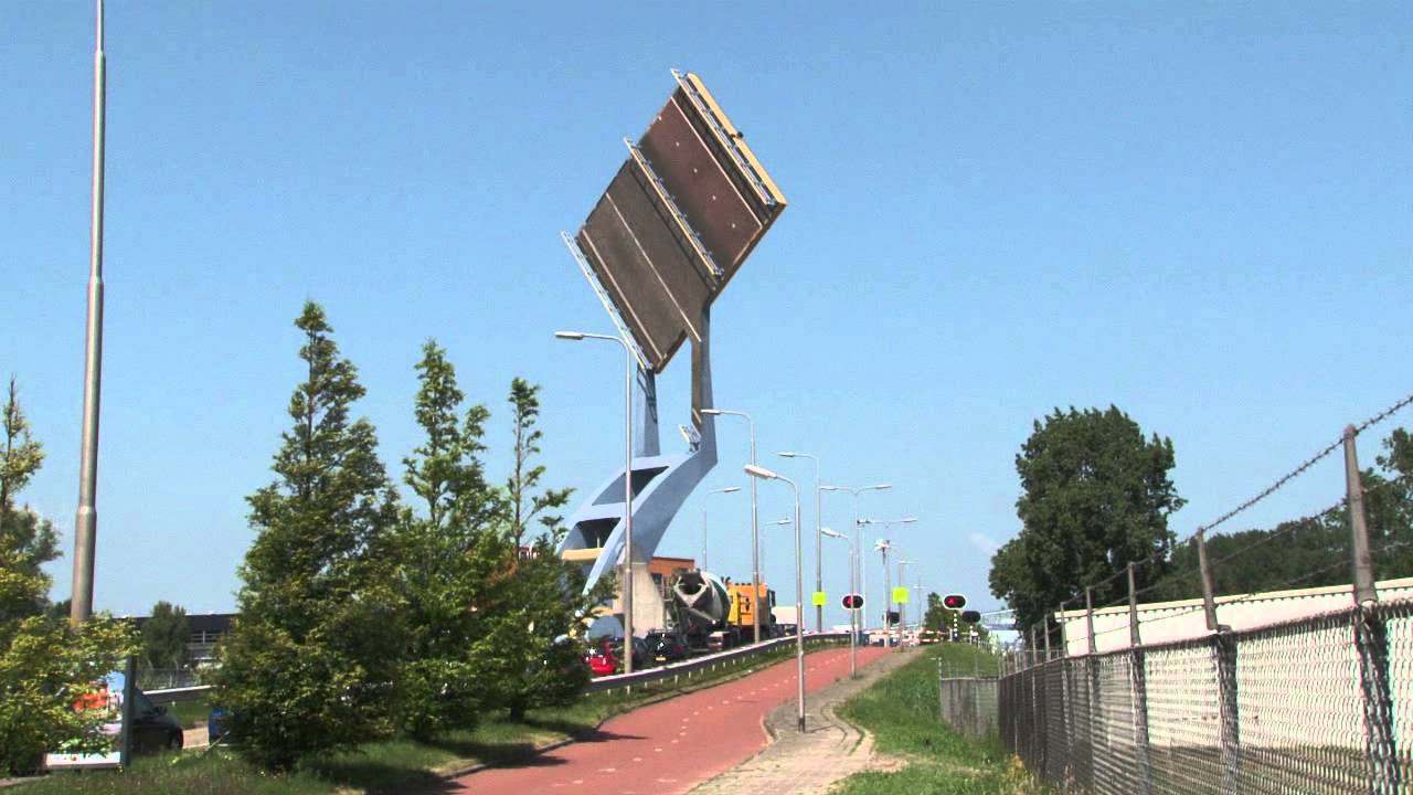 Dutch bridge opens - Slauerhoffbrug 1