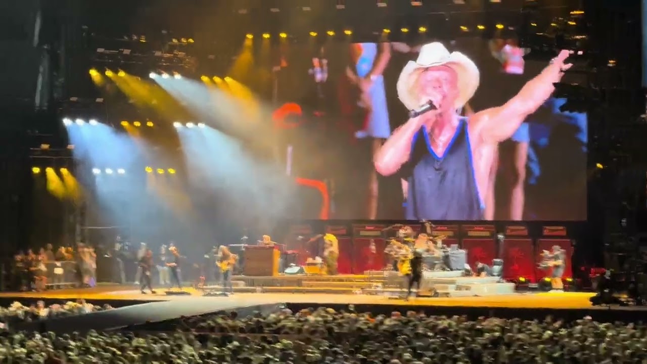 Kenny Chesney 2024 Sun Goes Down Tour Nashville
